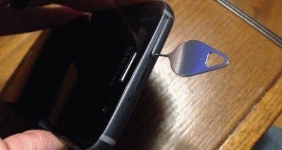 Galaxy S7/Note 7: Insert or Remove SIM & SD Card Tray