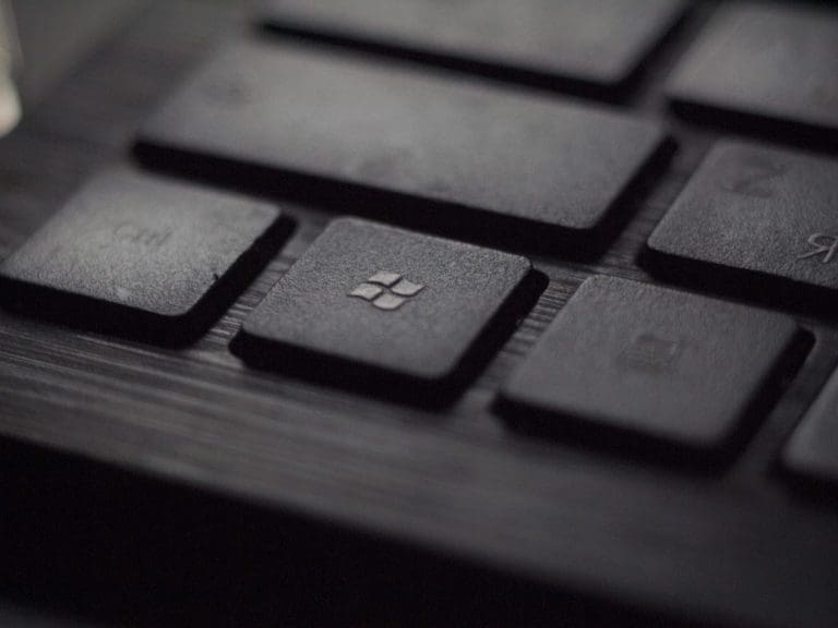 can you upgrade surface pro 4 to windows 11