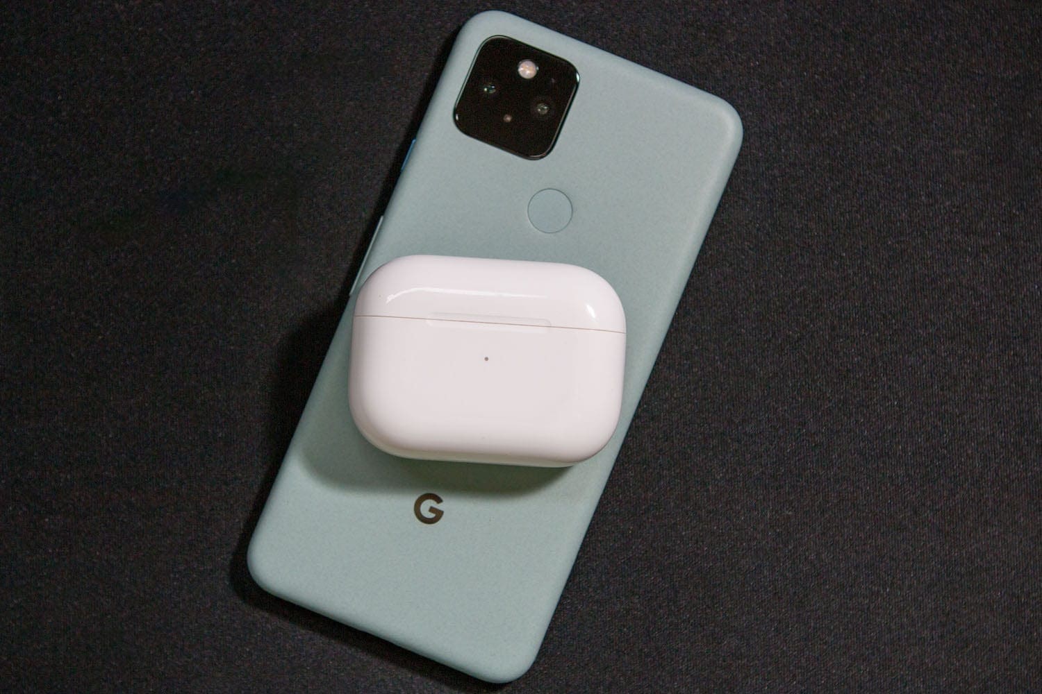 How to Airpods Pro With Android - Technipages