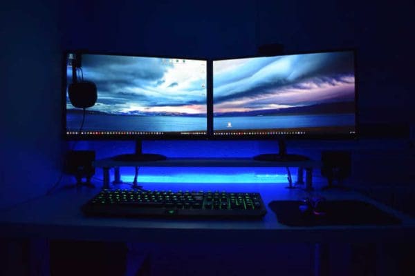 How to Use Mouse on Second Monitor While Gaming