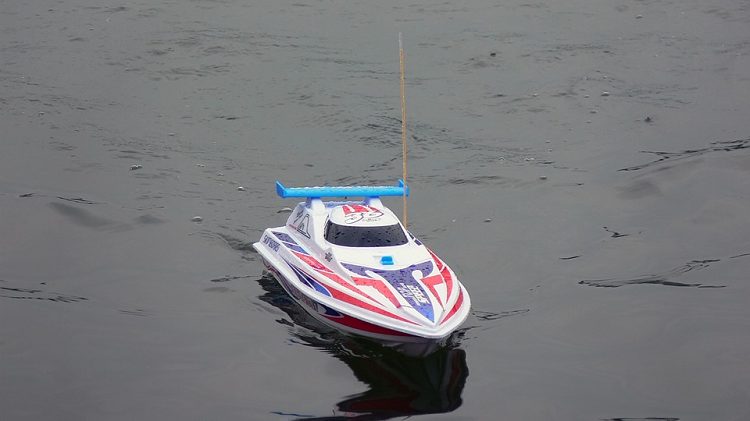 Best Budget RC Boats 2021