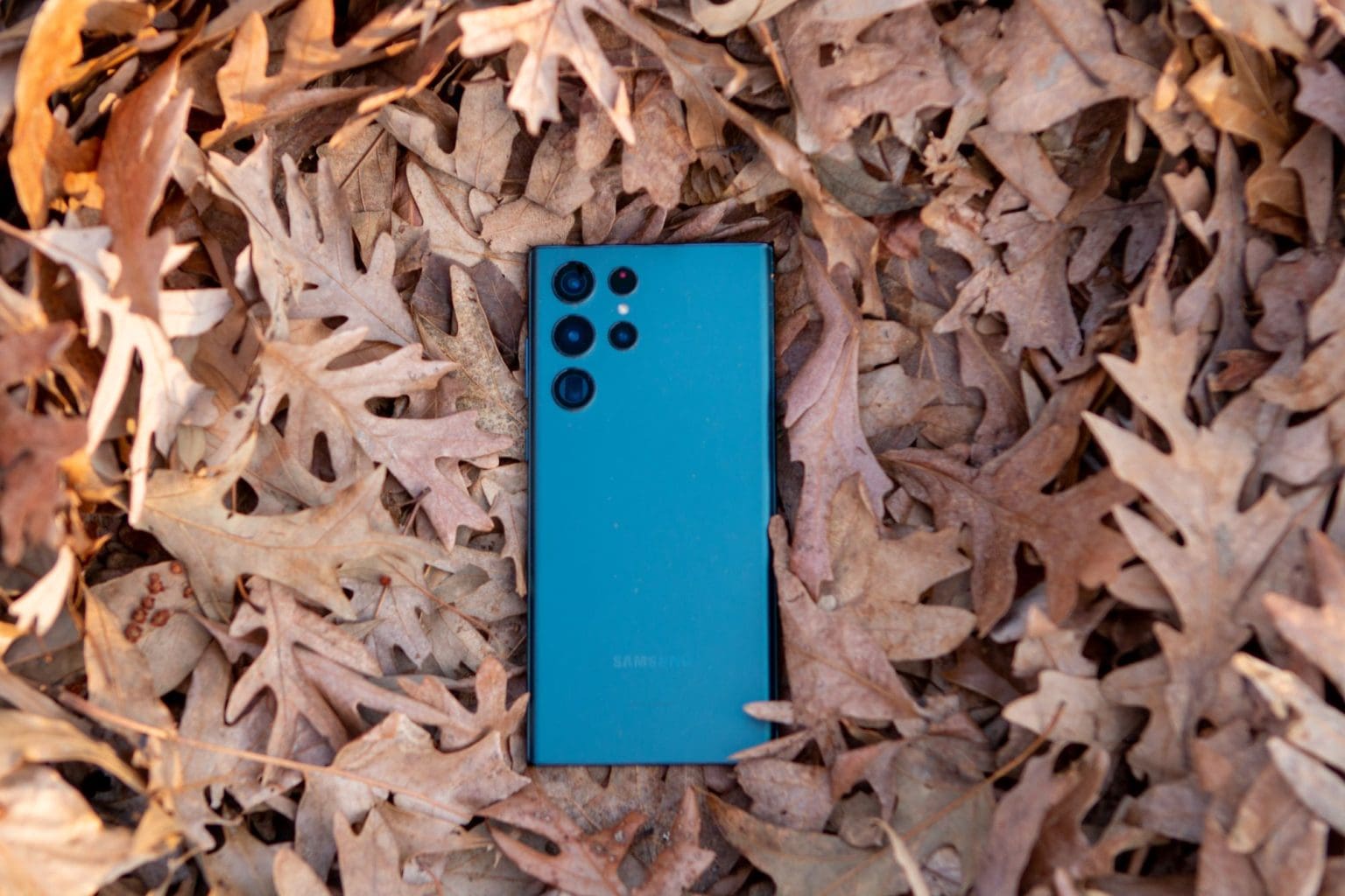 Best Wireless Chargers for Samsung Galaxy S22 Technipages