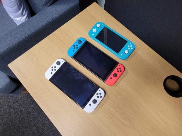 Switch vs Switch Lite – Which One Is Better?