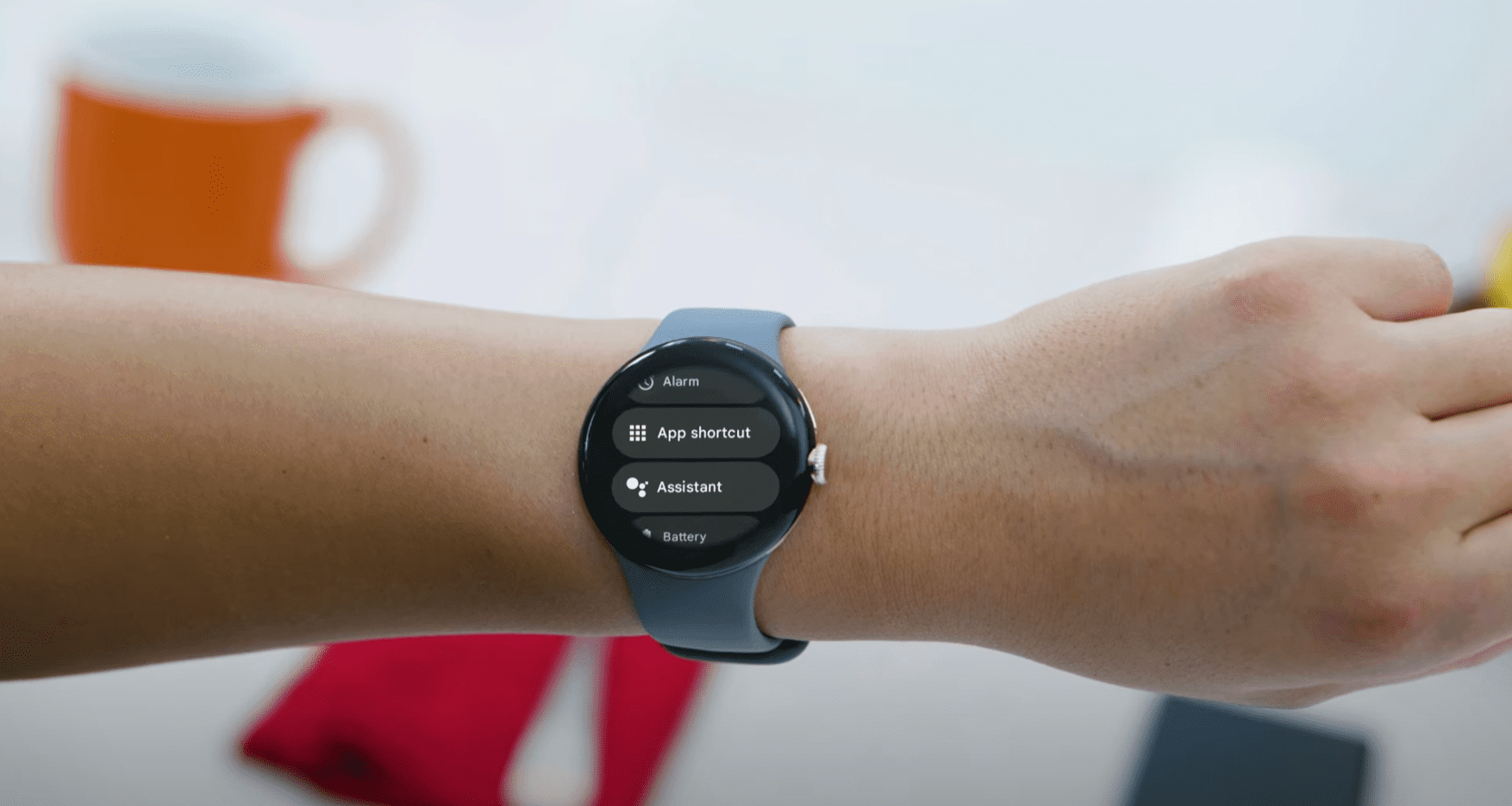 How to use Google Assistant on Pixel Watch - Set up complication
