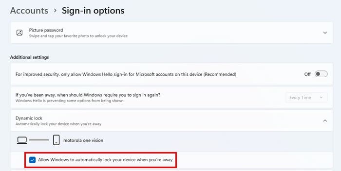 Enable Dynamic Lock option on Windows 11